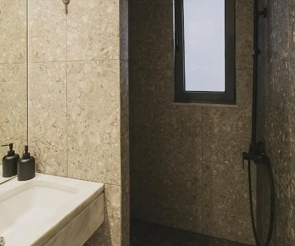 Appartement Sun-splashed Stylish Flat, Steps To Old Town *